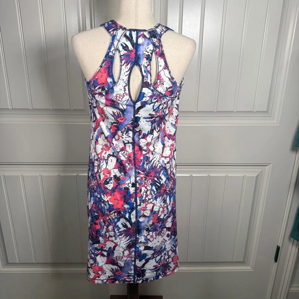 Title Nine Dress Athletic Womens Medium Blue Pink Floral Racerback Sporty Active
